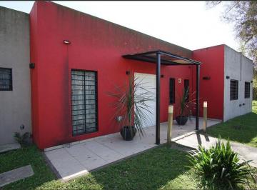 Casa · 120m² · 4 Ambientes · 1 Cochera · Hermosa Casa en Venta - Jardín/pileta - Maschwitz.