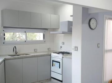 PH · 78m² · 3 Ambientes · PH en Venta en La Plata