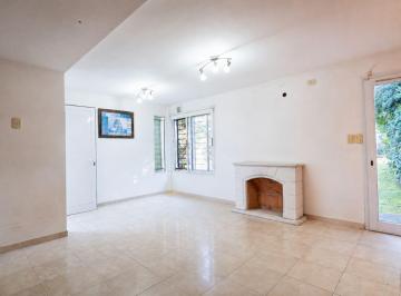 Casa · 50m² · 2 Ambientes · 1 Cochera · Casa 1 Dormitorio Venta Gonnet