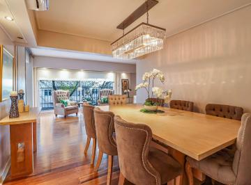 Departamento · 229m² · 6 Ambientes · 1 Cochera · Departamento 6 Ambientes con Cochera en Alquiler