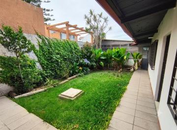 Casa · 133m² · 6 Ambientes · 1 Cochera · Venta Casa 6 Amb. Jardín. Cochera, Quilmes