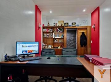 Oficina comercial · 63m² · 6 Ambientes · Oficina Comercial en Venta - 3 Despachos 1 Baño - Monserrat