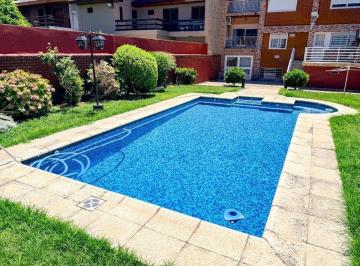 Casa · 292m² · 8 Ambientes · 3 Cocheras · Casa en Venta San Justo | Parque, Pileta y Jacuzzi