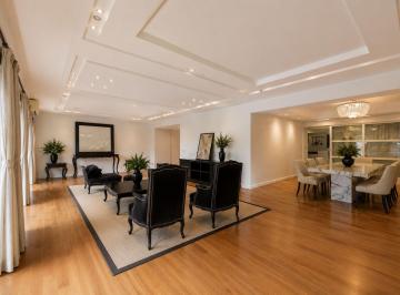 Departamento · 201m² · 5 Ambientes · 1 Cochera · Departamento 5 Ambientes Patio Cochera Palermo