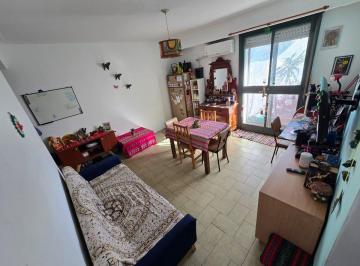 Departamento · 50m² · 3 Ambientes · PH 3 Ambientes Balcón Cfrte Mataderos A/credito