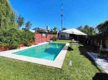 Casa · 79m² · 4 Ambientes · 1 Cochera · Casa Venta C/piscina Barrio Villa Riachuelo Caba