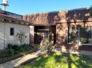 Casa · 150m² · 3 Ambientes · 1 Cochera · Casa 3 Amb - Lote 375 m² - R. Calzada Oportunidad