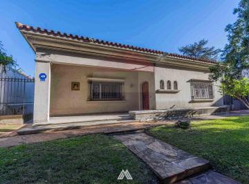 Casa · 649m² · 20 Ambientes · 3 Cocheras · Alquiler Casa Corporativa + Residencias en Prado