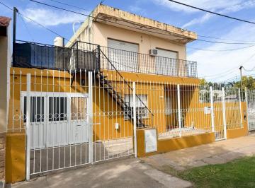 Casa · 180m² · 7 Ambientes · 2 Cocheras · Casa en Venta en Pergamino