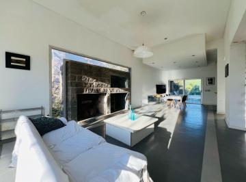 Casa · 184m² · 4 Ambientes · 3 Cocheras · Venta Casa 5 Amb Los Pilares Pilar
