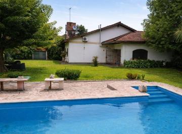 Casa · 160m² · 8 Ambientes · 1 Cochera · Venta Casa en Tortuguitas – Apto Crédito