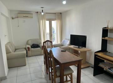 Departamento · 95m² · 6 Ambientes · Departamento 4 Dorm. Barrio Guemes