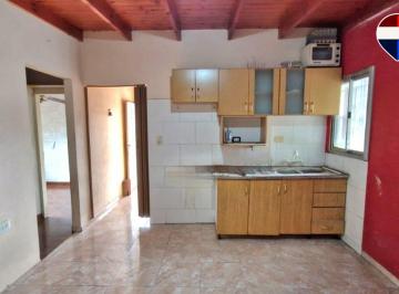 Casa · 99m² · 3 Ambientes · 1 Cochera · Venta Casa Multifamiliar con Cochera en 2 Plantas