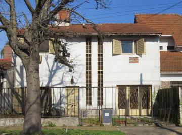 Casa · 100m² · 4 Ambientes · 1 Cochera · Venta de Casa + Departamento en Hurlingham