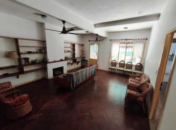 Casa · 120m² · 3 Ambientes · 1 Cochera · Venta Casa Villa Alemania Amplio Jardín Cochera