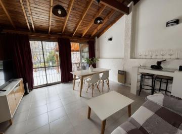Casa · 170m² · 5 Ambientes · 1 Cochera · Venta Casa Flores 2 PH en Block Entrada Independie