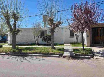 Casa · 54m² · 3 Ambientes · 2 Cocheras · Oportunidad, Venta de Casa en Tunuyan