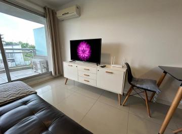 Departamento · 36m² · 2 Ambientes · Apartamento de 1 Dormitorio en Alquiler en Colonia