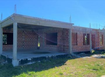 Casa · 400m² · 5 Ambientes · Venta Casa a Terminar Cañuelas Charcas del Alba