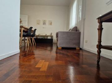 Departamento · 75m² · 4 Ambientes · 4 Ambientes en El Corazón de Banfield Centro