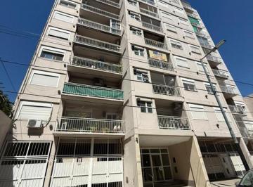 Departamento · 73m² · 4 Ambientes · 1 Cochera · Alquiler Departamento 4 Ambientes + Cochera Flores
