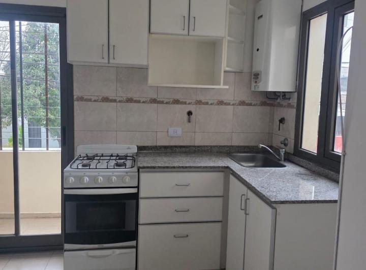 Departamento · 47m² · 4 Ambientes · 1 Cochera