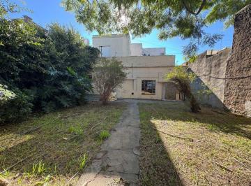 PH · 66m² · 2 Ambientes · PH en Venta en Pergamino