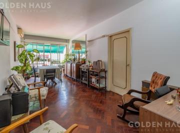 Departamento · 76m² · 4 Ambientes · Departamento 3 Ambientes con Dependencia Luminoso en Venta – Alsina Al 3200