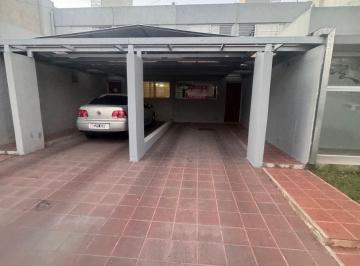 Casa de 8 ambientes, Córdoba · Alquiler Duplex Nuevo Poeta Lugones 3 Dor