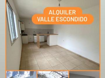 Casa de 4 ambientes, Córdoba · Duplex Tres Dorm. Valle Escondido