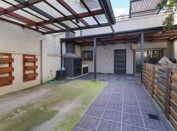 PH · 100m² · 4 Ambientes · 1 Cochera · Venta PH 4 Amb Reciclado Jardín Terraza Cochera