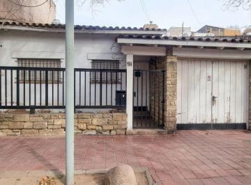Casa de 7 ambientes, Ciudad de Mendoza · Versatil Casa en Jose Federico Moreno, Ciudad