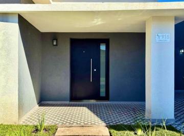 Casa de 3 ambientes, Merlo · Casa Americana Sobre Lote Propio en Zona Residencial de Padua Sur a Pocas Cuadras de La Estación