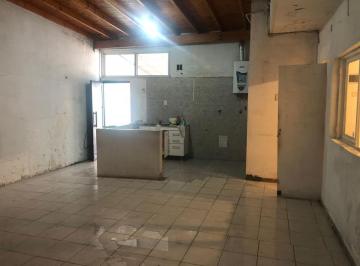 PH de 4 ambientes, Villa Riachuelo · PH 4 Ambientes con Patio y Cochera Fija en Alquiler Villa Lugano