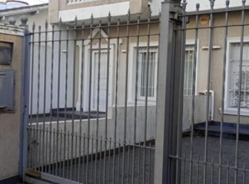 PH · 230m² · 4 Ambientes · Duplex 4 Ambientes con Quincho