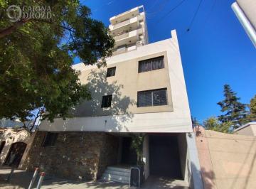 Departamento de 5 ambientes, Godoy Cruz · Departamento en Alquiler C/ Cochera en Godoy Cruz