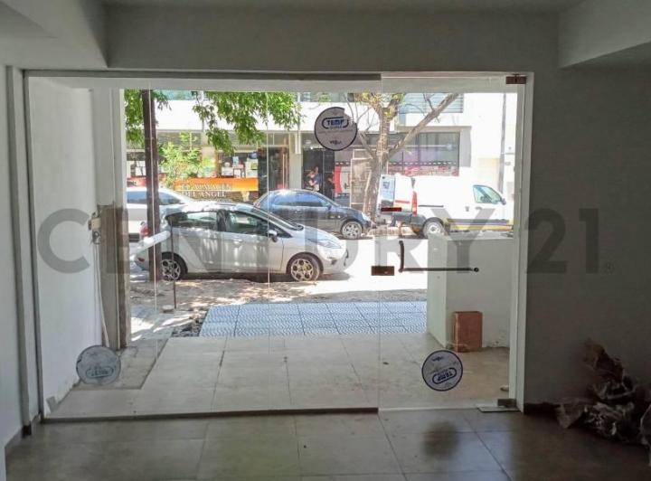 Local comercial · 55m² · 3 Ambientes