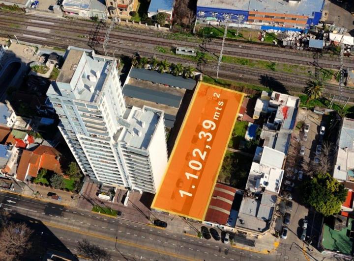 Terreno · 1100m²