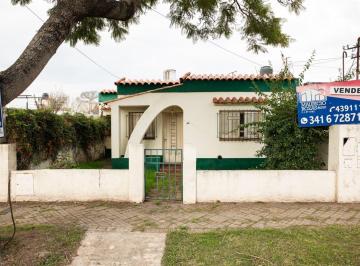Casa · 100m² · 6 Ambientes · 3 Cocheras · Casa de 3 Dorm. en Granadero Baigorria
