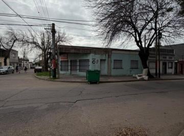 Casa · 100m² · 6 Ambientes · Esquina Regimiento 11 y Entre Rios