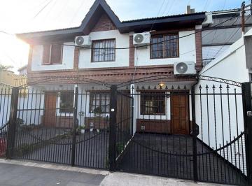 PH · 70m² · 3 Ambientes · 1 Cochera · Triplex 3 Ambientes Alquiler Ramos Mejia