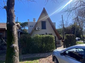 Casa · 182m² · 4 Ambientes · Casa Chalet en Alquiler en El Talar, Tigre, G. B. a. Zona Norte