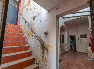 PH · 104m² · 7 Ambientes · Pasillo en Venta a Reciclar Centro de Rosario