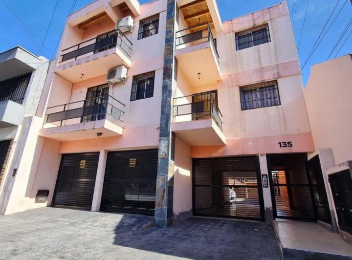 Departamento · 80m² · 5 Ambientes · 1 Cochera
