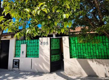Casa · 238m² · 4 Ambientes · 2 Cocheras · Casa de 3 Dorm. en Venta en Berisso