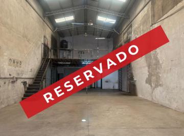 Bodega-Galpón , General San Martín · Galpón 300 m² en Alquiler en Villa Lynch