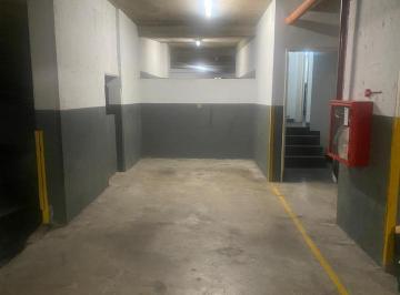Garage · 12m² · 1 Cochera · Venta Cochera Fija Cubierta en Recoleta