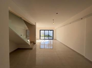 Casa · 202m² · 4 Ambientes · 1 Cochera · Duplex en Venta con Jardin, Parrilla y Pileta a Estrenar en Punta Chica, Victoria