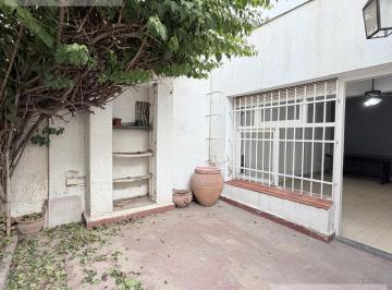 Departamento · 86m² · 5 Ambientes · Casa en PH - 3 Dorm - Patio - 120 m