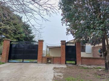 Casa · 40m² · 3 Ambientes · 2 Cocheras · Venta Casa en Glew 3 Ambientes
